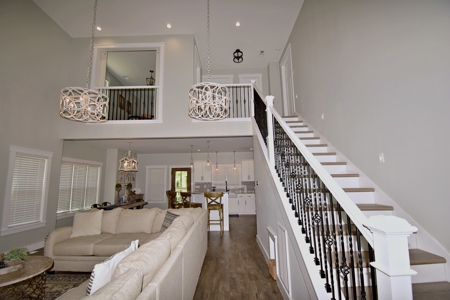 Tennessee River 4 bedroom 2 bath Home 10Ac $399,900 - image 13