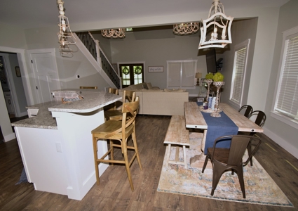 Tennessee River 4 bedroom 2 bath Home 10Ac $399,900 - image 7