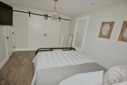 Tennessee River 4 bedroom 2 bath Home 10Ac $399,900 - image 21