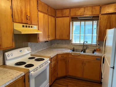 Paonia CO commercial building for sale with 3-BR apartment - image 11