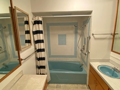 Paonia CO commercial building for sale with 3-BR apartment - image 3