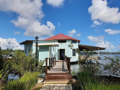 Turn-key hotel, Dolphin Bay, Bocas del Toro - image 40