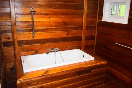 Turn-key hotel, Dolphin Bay, Bocas del Toro - image 25