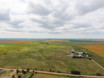 Online Auction Farm, Home, Barns, Grain Storage Ensign KS - image 1