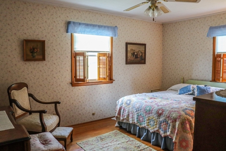 Beautiful Brick Home for Sale in Floyd VA! - image 16