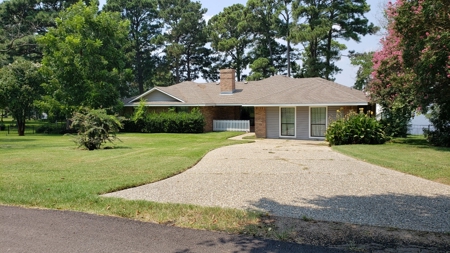 Waterfront Vacation Home For Sale On Lake Palestine, East Tx - image 2