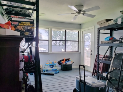 Waterfront Vacation Home For Sale On Lake Palestine, East Tx - image 26