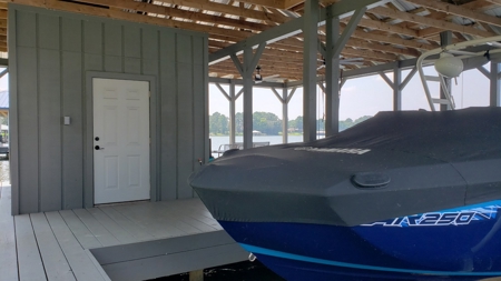 Waterfront Vacation Home For Sale On Lake Palestine, East Tx - image 37