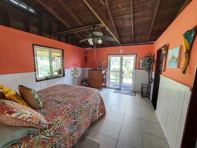 Titled Off-grid Coastal Home, Tierra Oscura, Bocas del Toro - image 12
