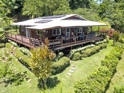 Titled Off-grid Coastal Home, Tierra Oscura, Bocas del Toro - image 47
