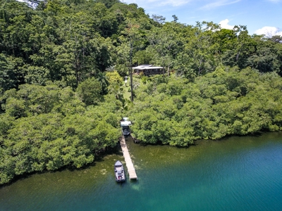 Titled Off-grid Coastal Home, Tierra Oscura, Bocas del Toro - image 48
