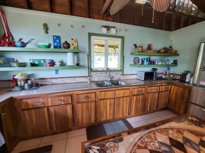 Titled Off-grid Coastal Home, Tierra Oscura, Bocas del Toro - image 17