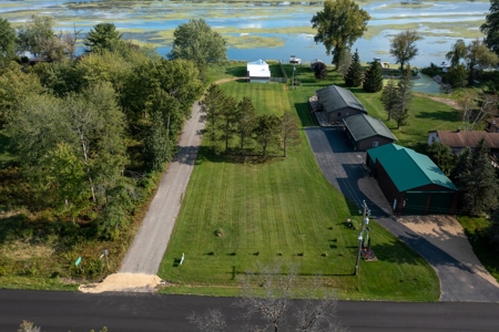 Waterfront Home in Marquette County WI - image 1