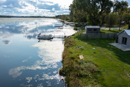 Waterfront Home in Marquette County WI - image 27