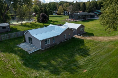 Waterfront Home in Marquette County WI - image 9