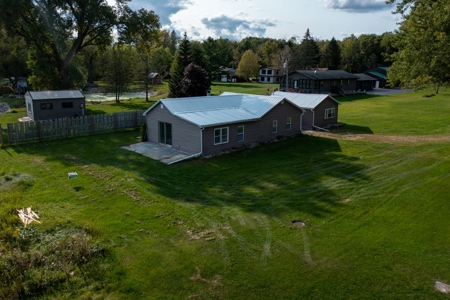 Waterfront Home in Marquette County WI - image 26