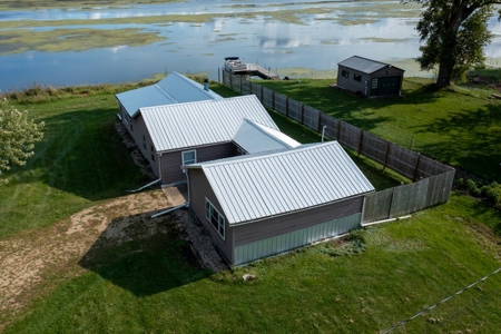 Waterfront Home in Marquette County WI - image 13
