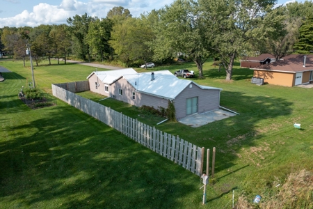 Waterfront Home in Marquette County WI - image 24