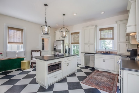 4 bedroom 3 bath historic home for sale in Franklin, Ky. - image 21