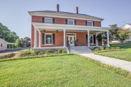 4 bedroom 3 bath historic home for sale in Franklin, Ky. - image 5