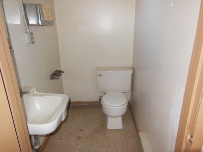 Commercial Property w/Living Quarters in Northern, CA - image 16