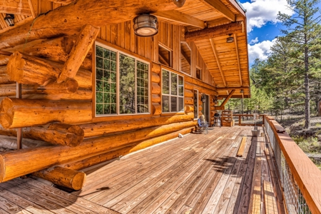 Large Custom Log Home for Sale in Cotopaxi, Colorado - image 33