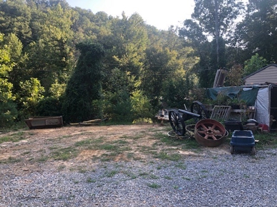 3 Bed 2 Bath Doublewide Home On 12.68 Acres In East Tn - image 30