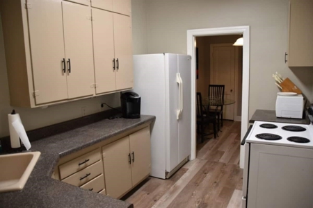 Profitable Air B&B Duplex for Sale in Jackson TN - image 6