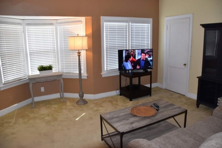 Profitable Air B&B Duplex for Sale in Jackson TN - image 13