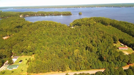 Lake View & Privacy On Lake Gaston, NC - image 11