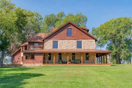 Hotchkiss Country Home With Ponds Irrigated Acreage For Sale - image 4