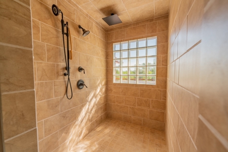 Hotchkiss Country Home With Ponds Irrigated Acreage For Sale - image 19