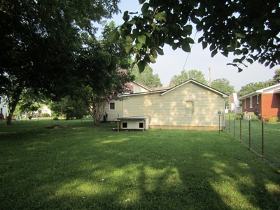 Historic Home in Town for Sale in Hohenwald, Tennessee - image 40
