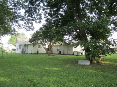 Historic Home in Town for Sale in Hohenwald, Tennessee - image 38