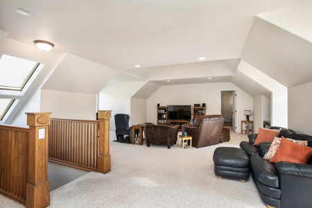Home with Equestrian barn for sale in Dayton, WA - image 15