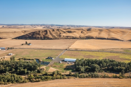 Home with Equestrian barn for sale in Dayton, WA - image 42