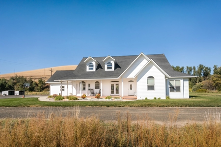 Home with Equestrian barn for sale in Dayton, WA - image 27