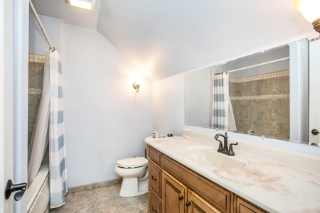 Home with Equestrian barn for sale in Dayton, WA - image 19