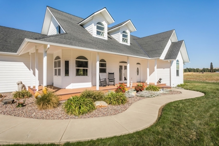 Home with Equestrian barn for sale in Dayton, WA - image 28