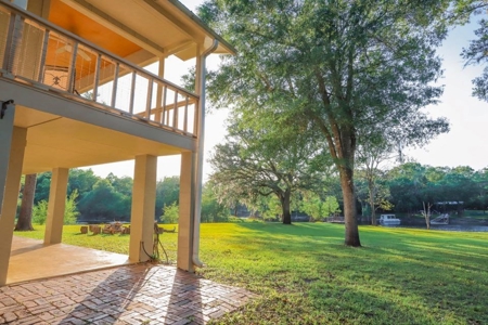 Santa Fe River Waterfront Home! - image 5