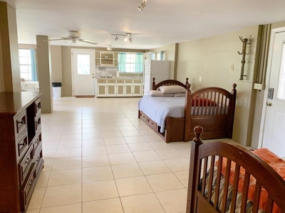 Santa Fe River Waterfront Home! - image 22