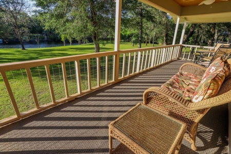 Santa Fe River Waterfront Home! - image 6