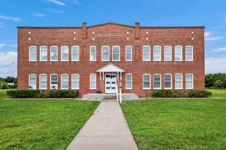 Fort Ogden, FL Mansion for sale! - image 1
