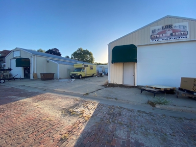 Storage Units and Auction Commercial Building For Sale Iowa - image 4
