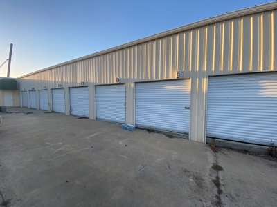Storage Units and Auction Commercial Building For Sale Iowa - image 16