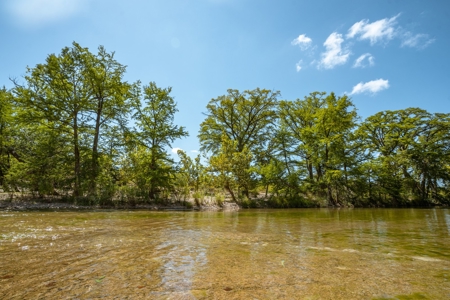 Guadalupe Riverfront Working Ranch in the Texas Hill Country - image 14