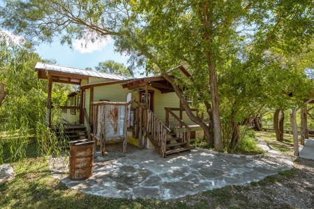 Guadalupe Riverfront Working Ranch in the Texas Hill Country - image 4