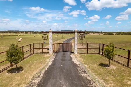 Guadalupe Riverfront Working Ranch in the Texas Hill Country - image 44