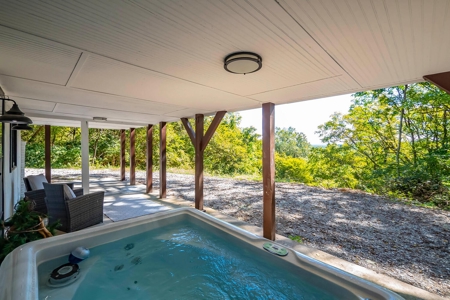 Home For Sale in Franklin, Tennessee - image 37
