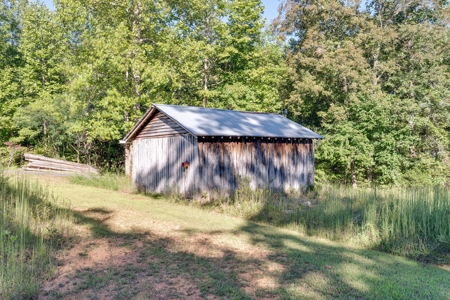 Country Home with Investment Property for Sale in Tennessee - image 32